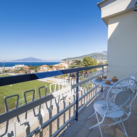 Casa Cafarelli - Bright With Stunning View Apartment *