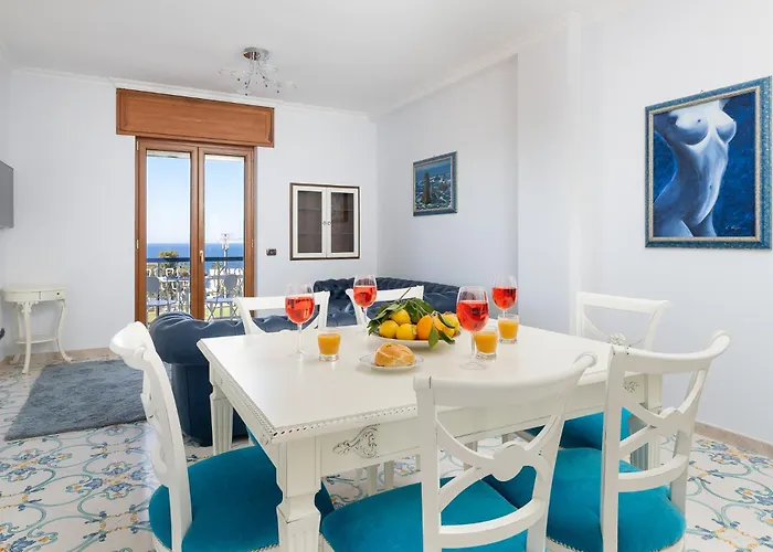 Апартаменты Casa Cafarelli - Bright With Stunning View *